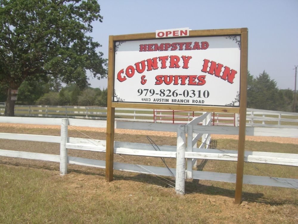 Hempstead Country Inn & Suites ภายนอก รูปภาพ